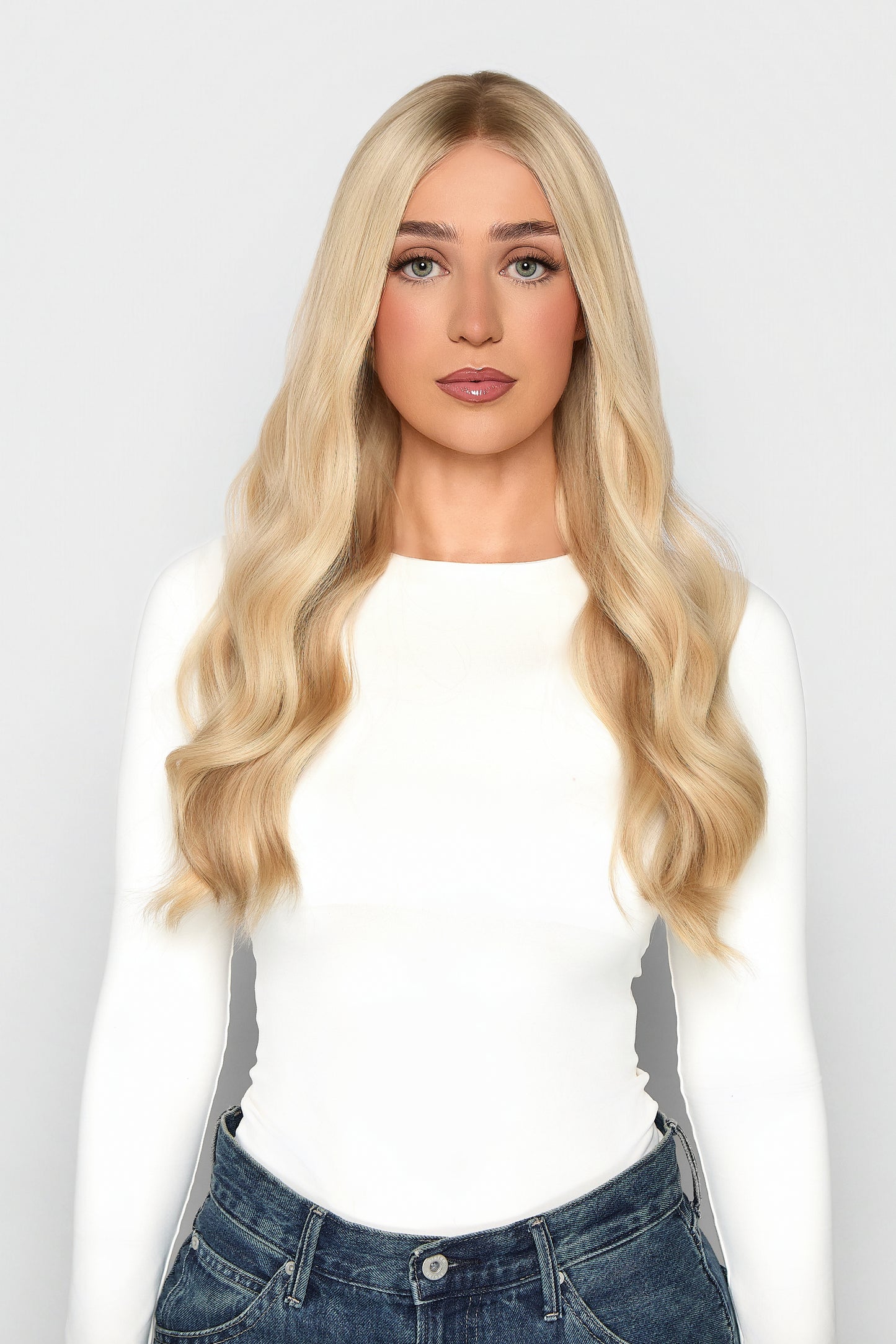 Mia - Hairline